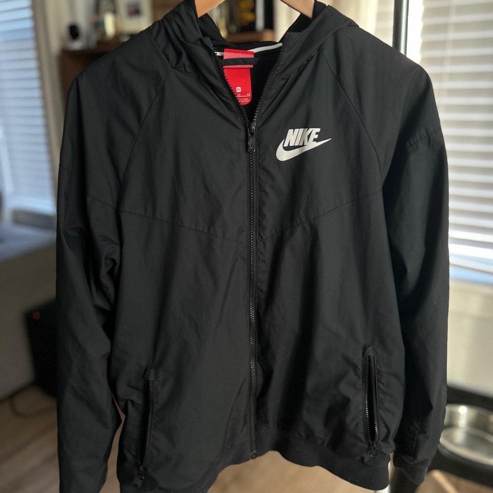 Youth NIKE Windbreaker! Like new!